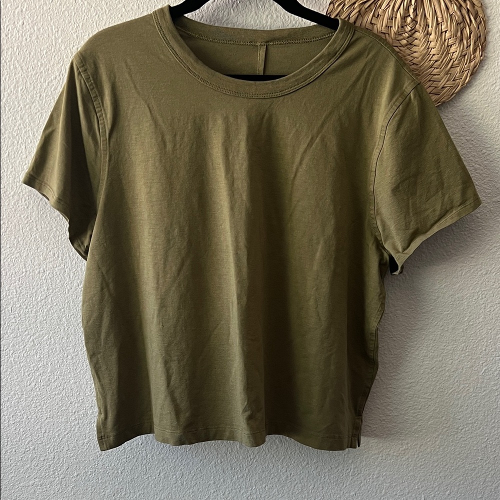 Lululemon Classic Tee - Bronze Green - Size 10
